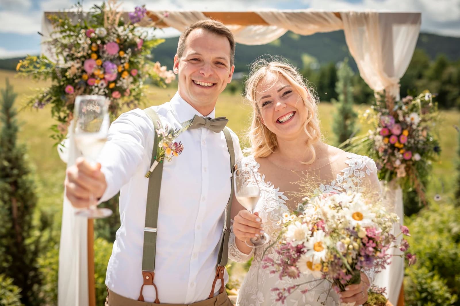 Svatební fotografie 2 z portfolia Pavla Prokeše — reportážní styl